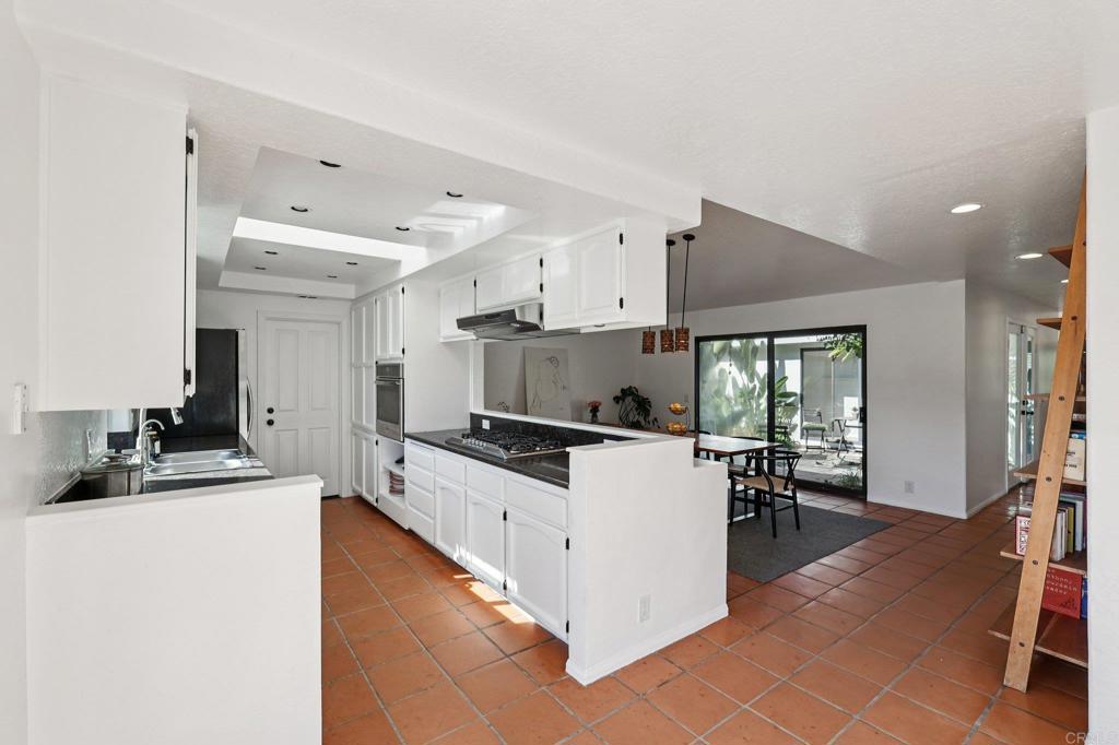 1761 Winterwarm Drive Fallbrook, CA 92028 - Photo 17 of 73