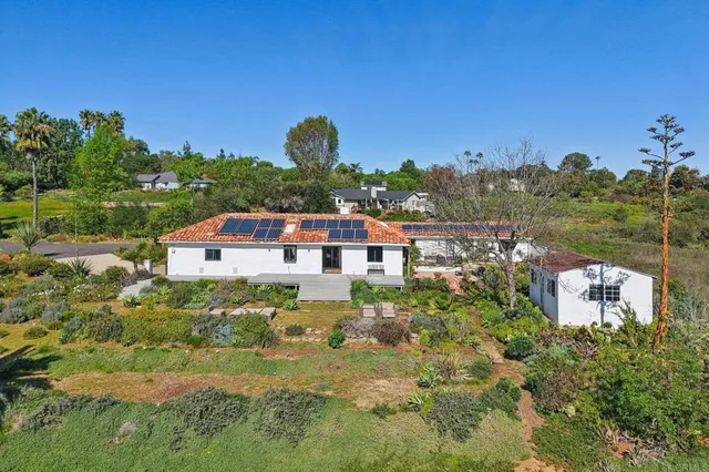 $1,450,000 | 1761 Winterwarm Drive, Fallbrook, CA 92028