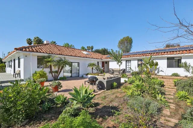 $1,450,000 | 1761 Winterwarm Drive, Fallbrook, CA 92028