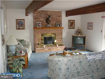 400 Sunny Ridge Road Gilbertsville, PA 19525 - Photo 6 of 11 Gallery Image 6
