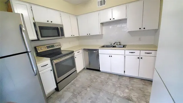 $1,840 | 208 Village N Drive, Richardson, TX 75081