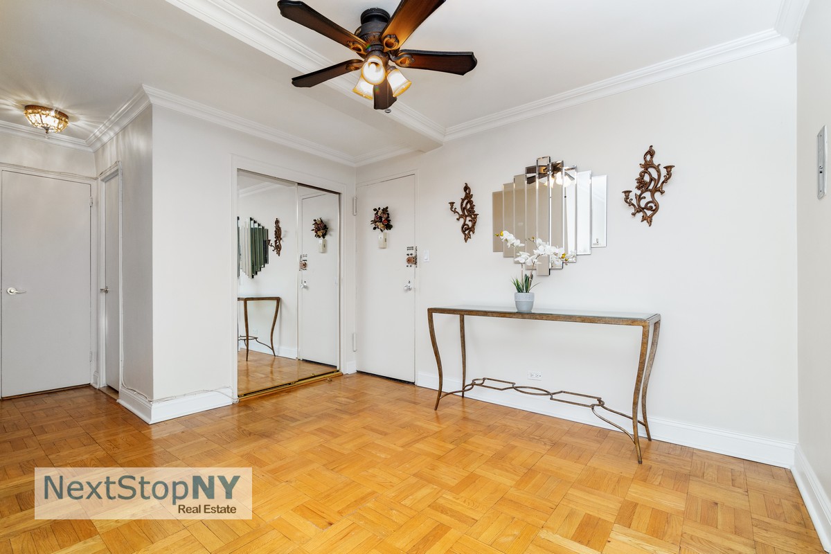 235 East 57th Street, Unit 11C Manhattan, NY 10022 - Photo 7 of 10 a view of a room with gym equipment