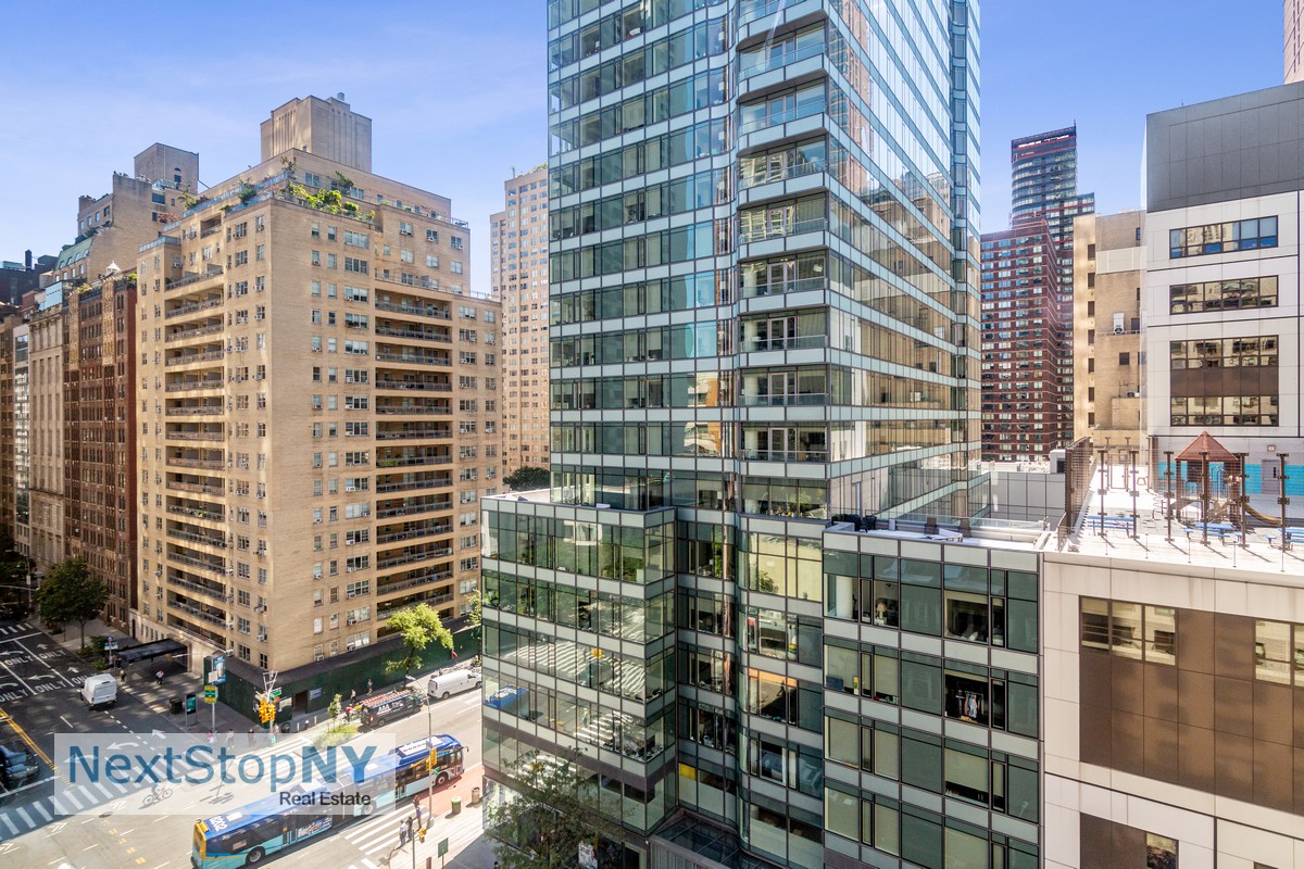 235 East 57th Street, Unit 11C Manhattan, NY 10022 - Photo 9 of 10 a front view of a building