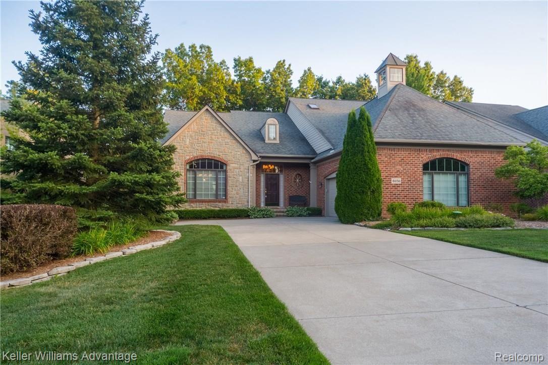 4656 Oakhurst Ridge Ln Clark.-1