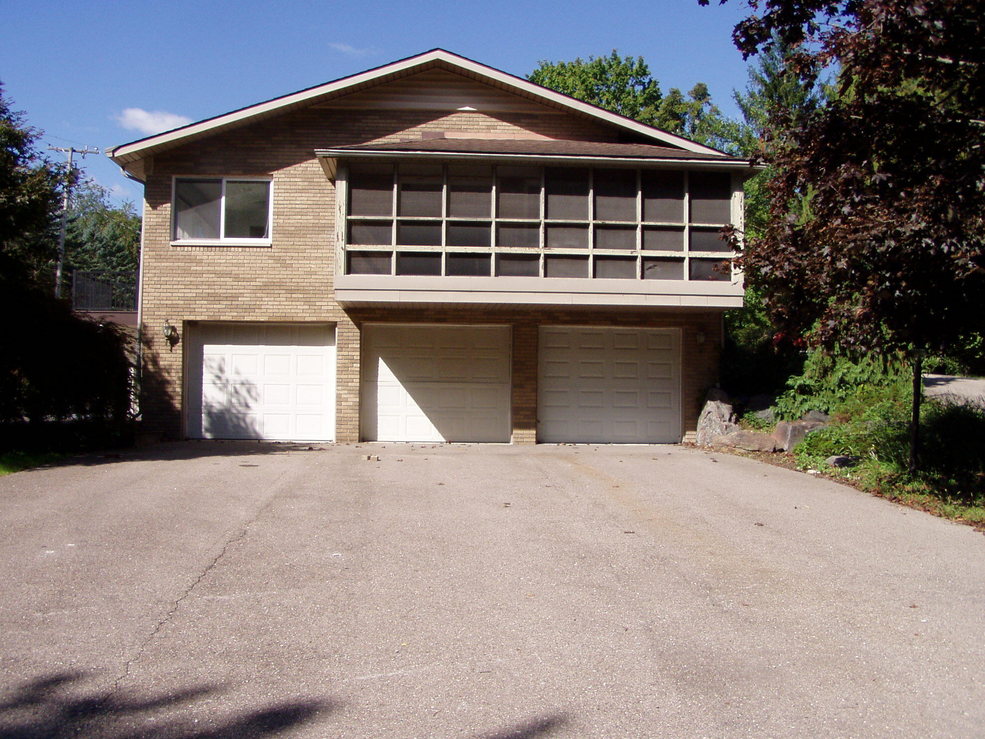 6670 Crane Road Ypsilanti, MI 48197 - Photo 3 of 53 P1010054