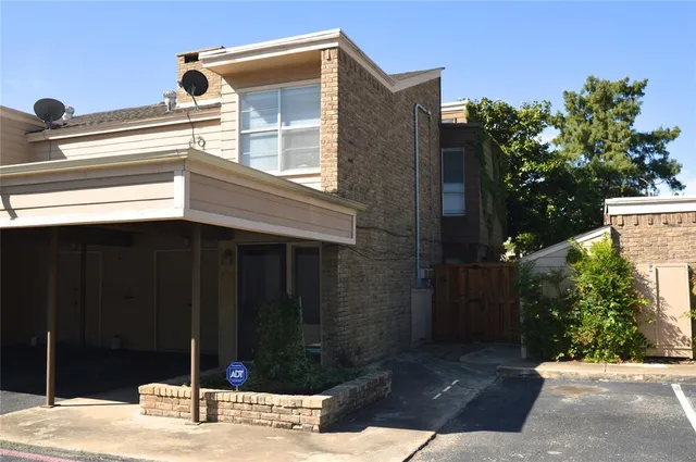 $2,450 | 3788 Vitruvian Way, Unit K1, Addison, TX 75001