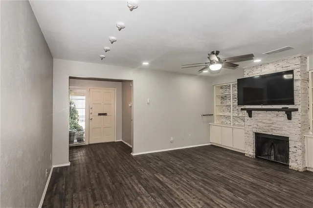 $2,450 | 3788 Vitruvian Way, Unit K1, Addison, TX 75001