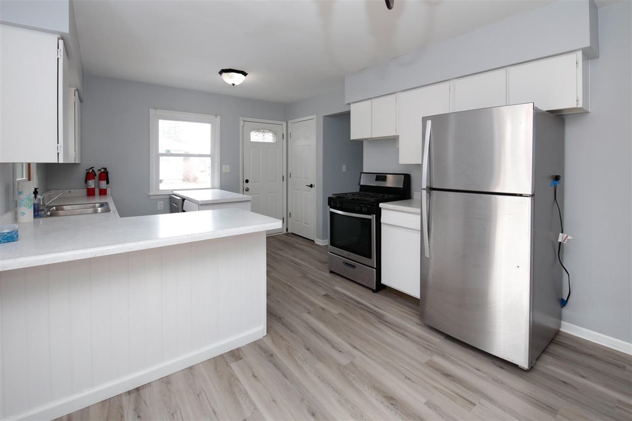 6184 Morgan Road Battle Creek, MI 49017 - Photo 7 of 22 Gallery Image 7