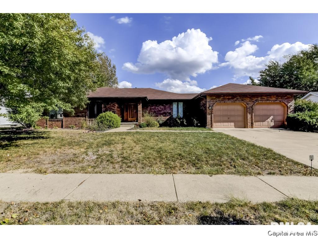 34 Brighton Road Springfield, IL 62702 - Photo 1 of 34
