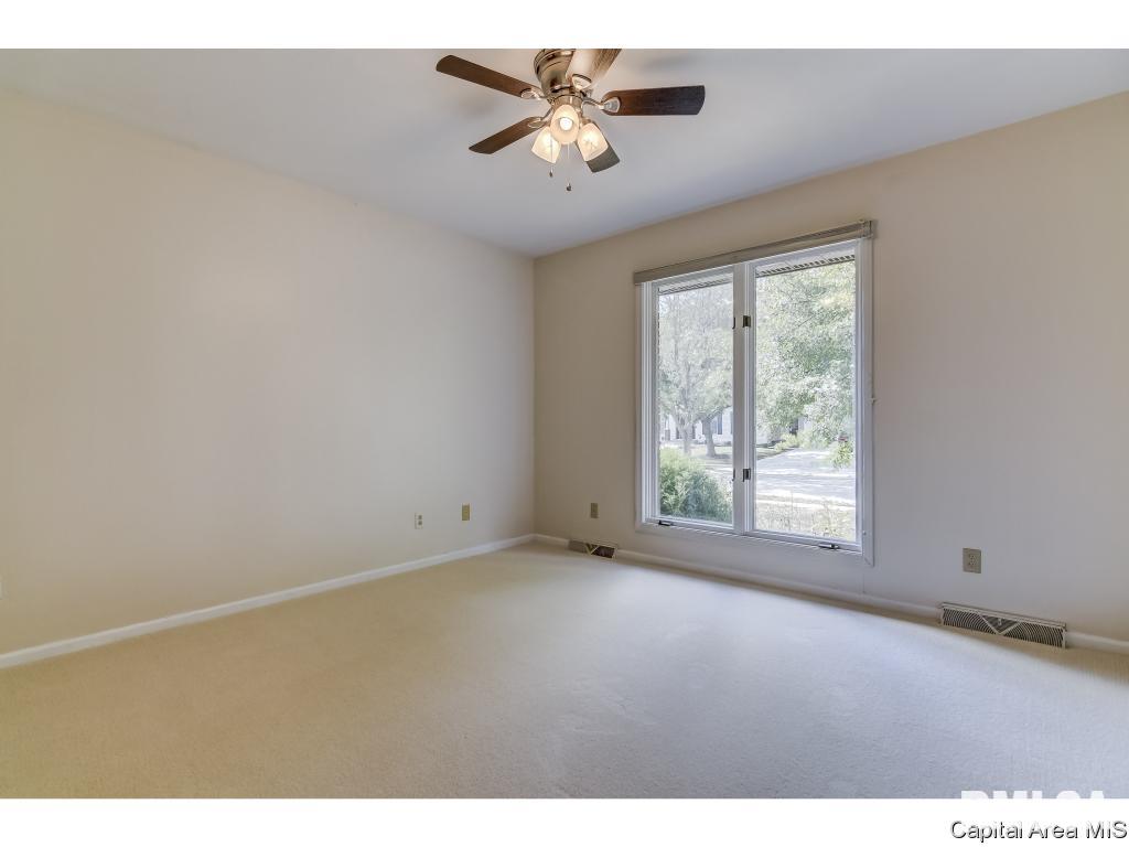 34 Brighton Road Springfield, IL 62702 - Photo 21 of 34