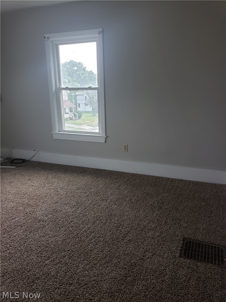 82 Spring Street Struthers, OH 44471 - Photo 7 of 10 Gallery Image 7