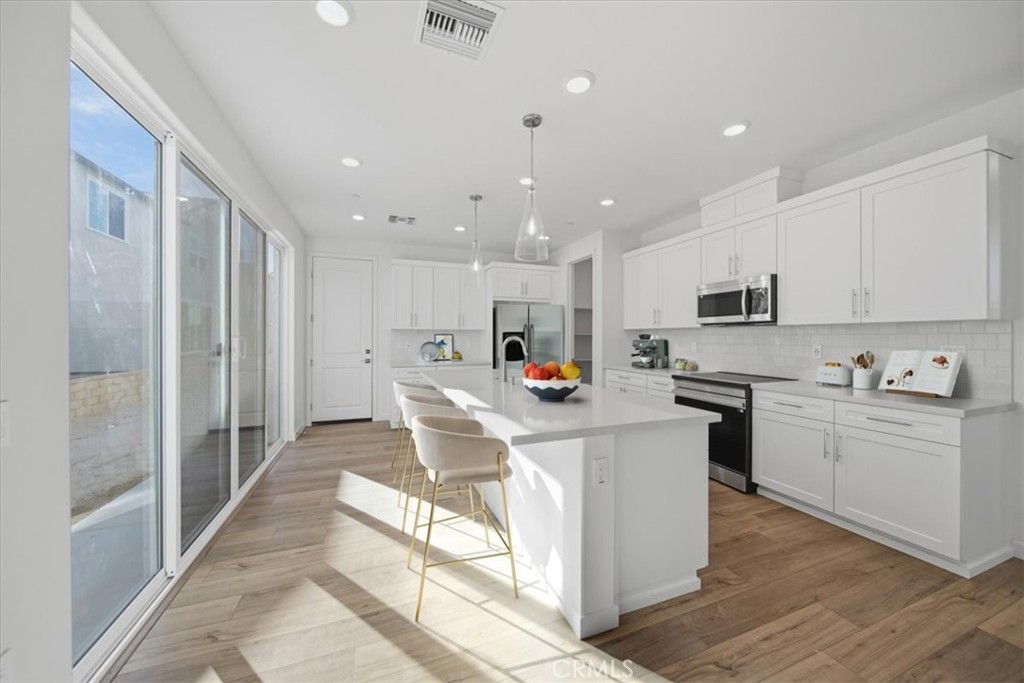 4805 Arroyo Run Moorpark, CA 93021 - Photo 8 of 28 PHOTOS ARE OF MODEL MATCH AND HAVE BEEN VIRTUALLY STAGED. INTERIOR/EXTERIOR FINISHES MAY VARY