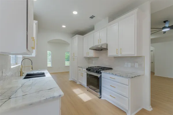 $465,000 | 1608 Southern Oaks Drive, Conroe, TX 77301