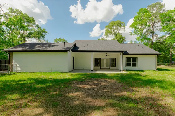 $465,000 | 1608 Southern Oaks Drive, Conroe, TX 77301