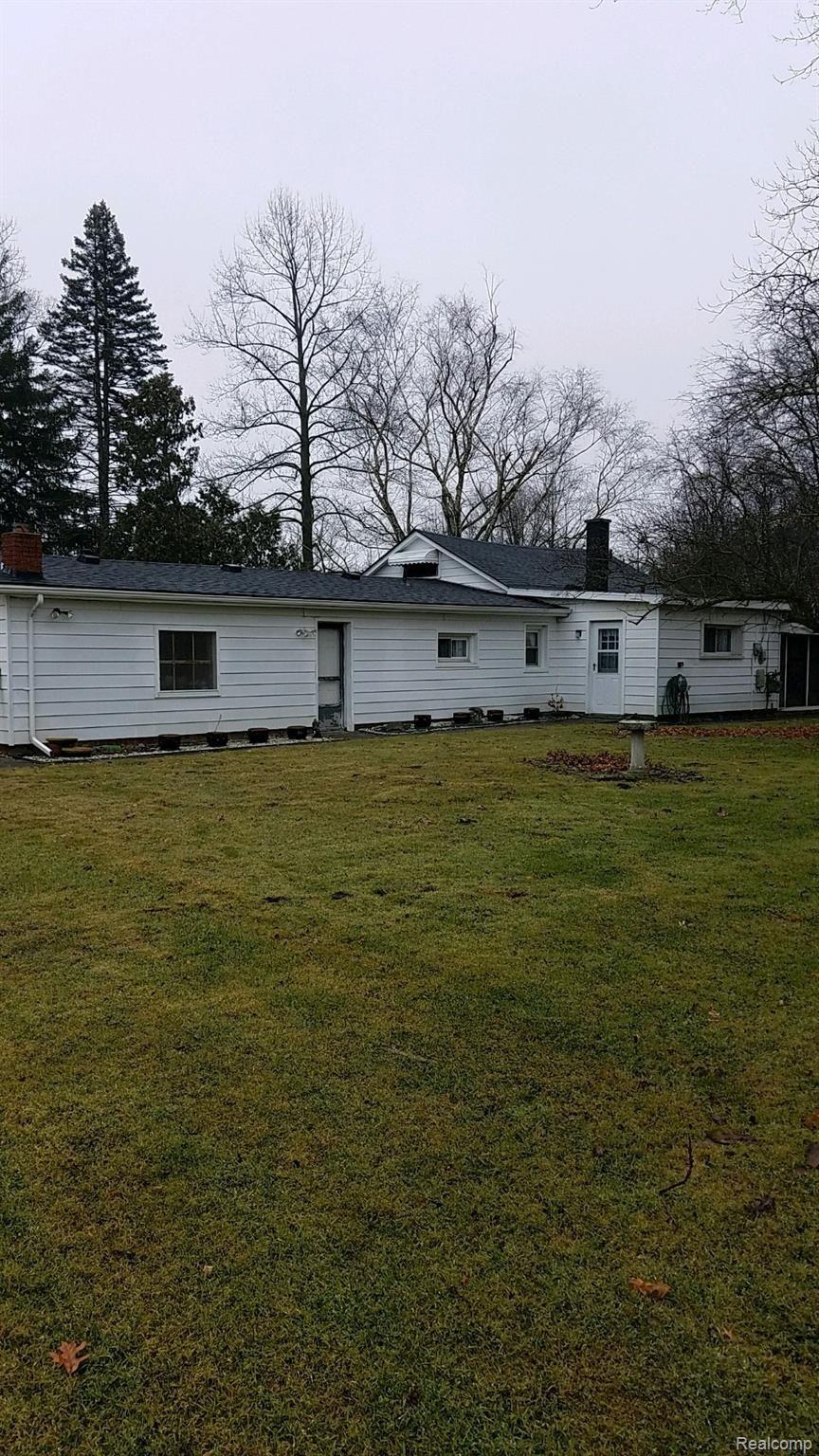 14198 Inkster Road Romulus, MI 48174 - Photo 2 of 27 50554D08-96B0-45D2-8E3C-E6A05CD4A2BB.jpeg