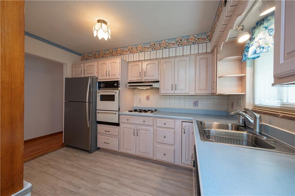 170 Gass Road Pittsburgh, PA 15229 - Photo 12 of 40 Gallery Image 12