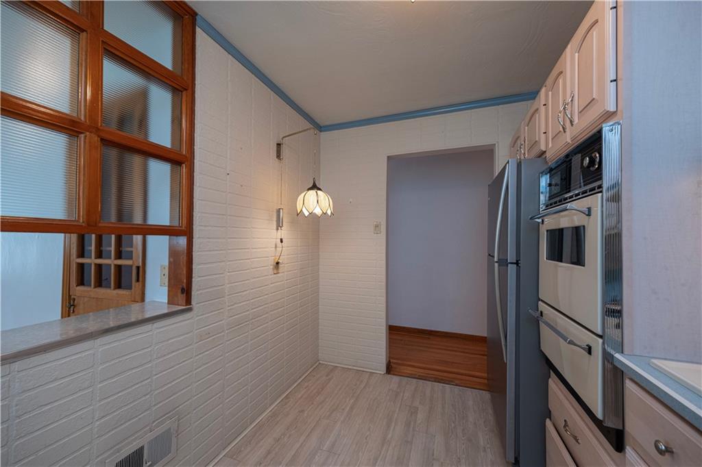 170 Gass Road Pittsburgh, PA 15229 - Photo 14 of 40 Gallery Image 14