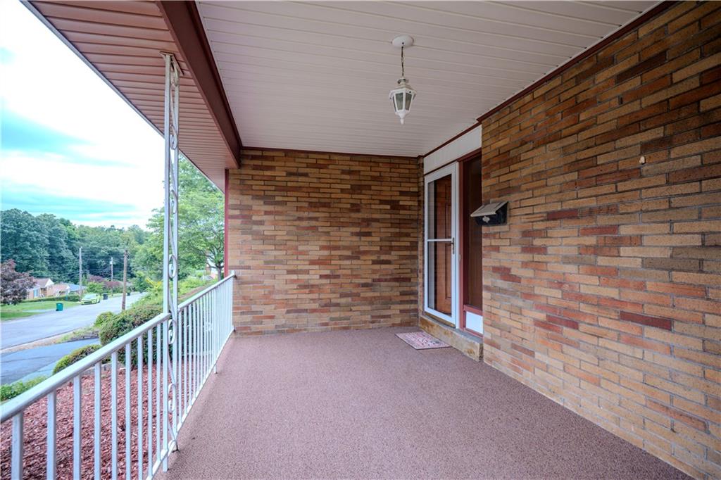 170 Gass Road Pittsburgh, PA 15229 - Photo 2 of 40 Gallery Image 2
