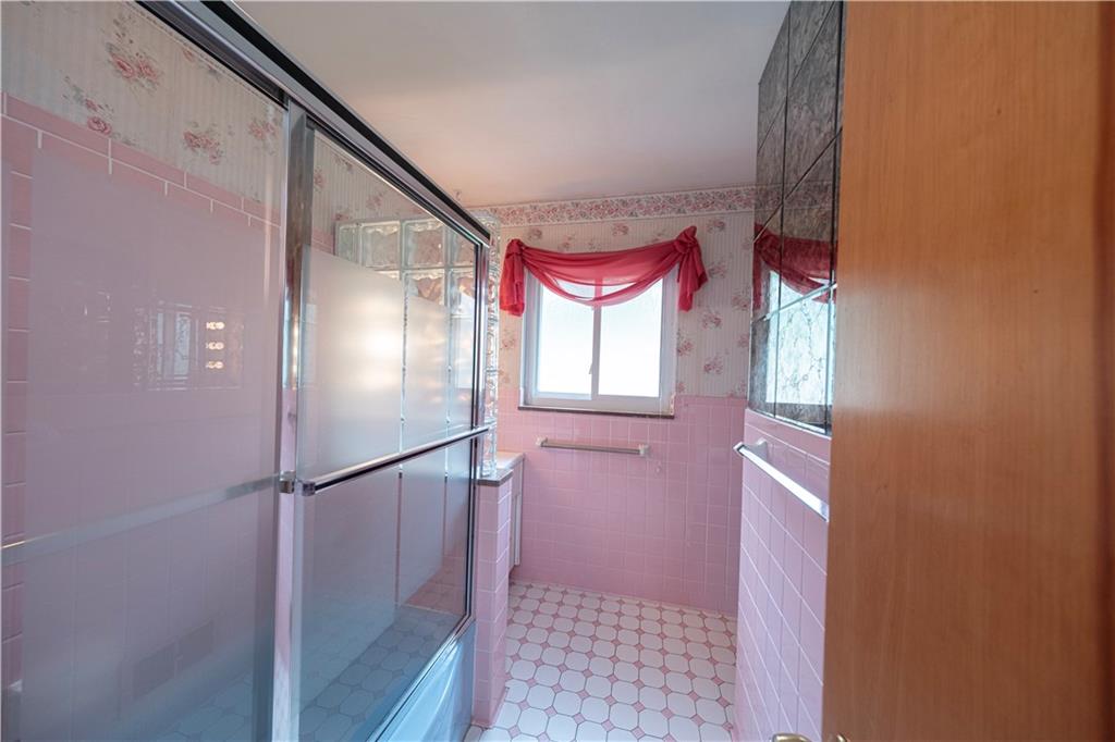 170 Gass Road Pittsburgh, PA 15229 - Photo 23 of 40 Gallery Image 23