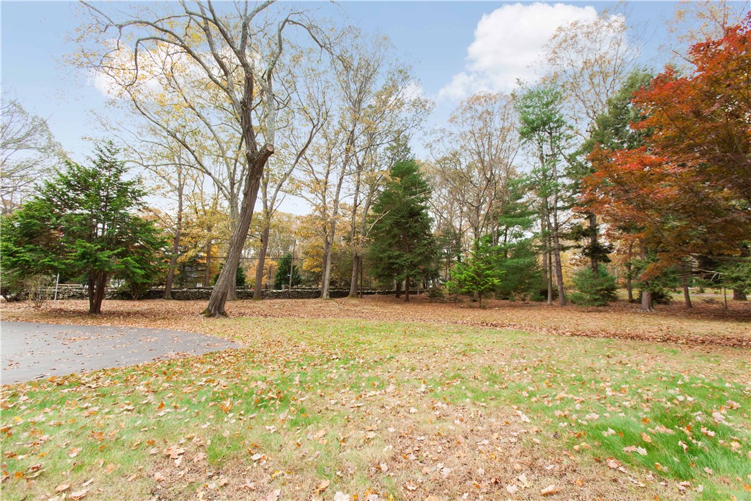 133 Forge Road North Kingstown, RI 02852 - Photo 33 of 35 Grounds