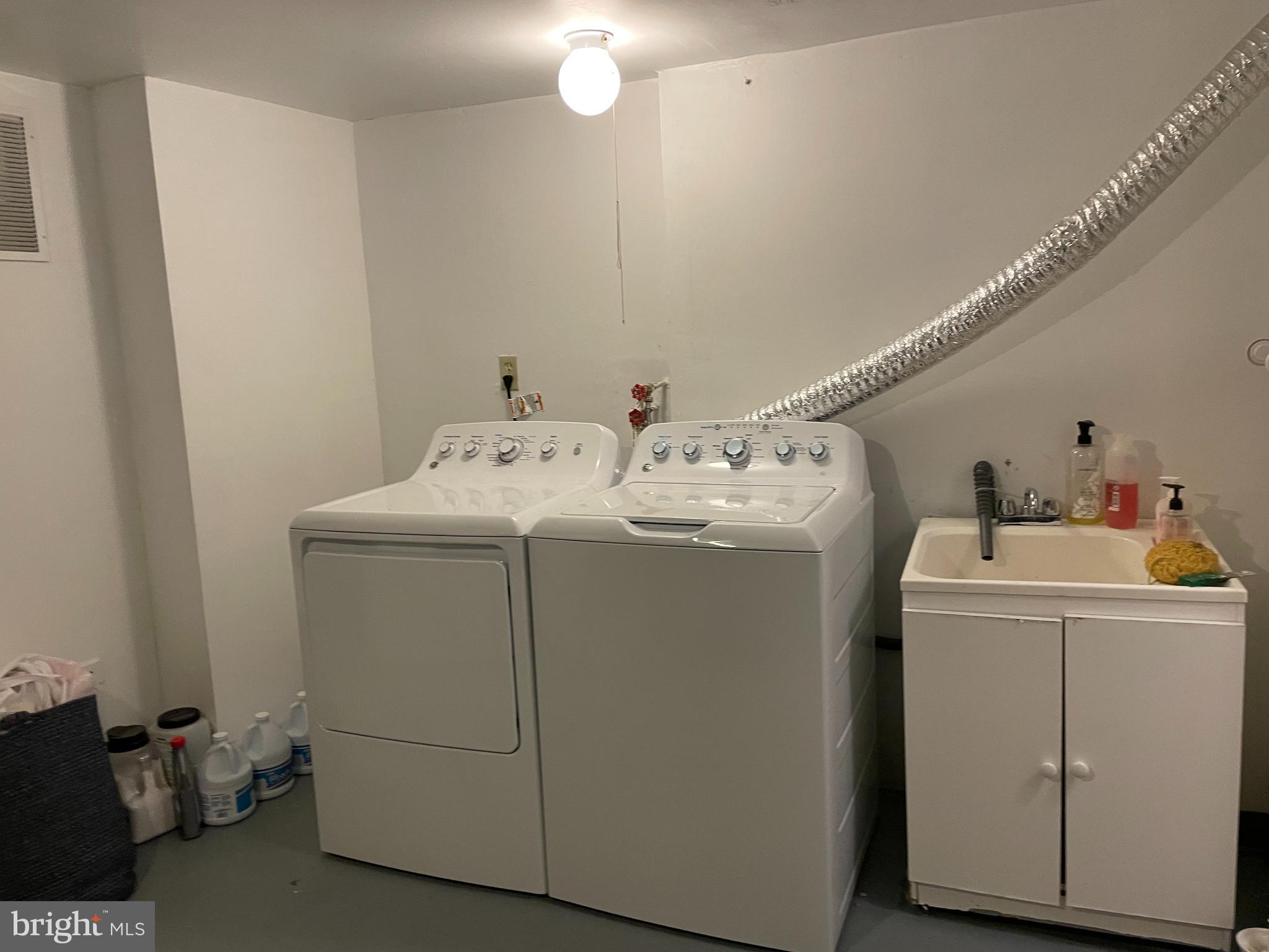 3805 Yolando Road Baltimore, MD 21218 - Photo 12 of 13 Washer-Dryer
