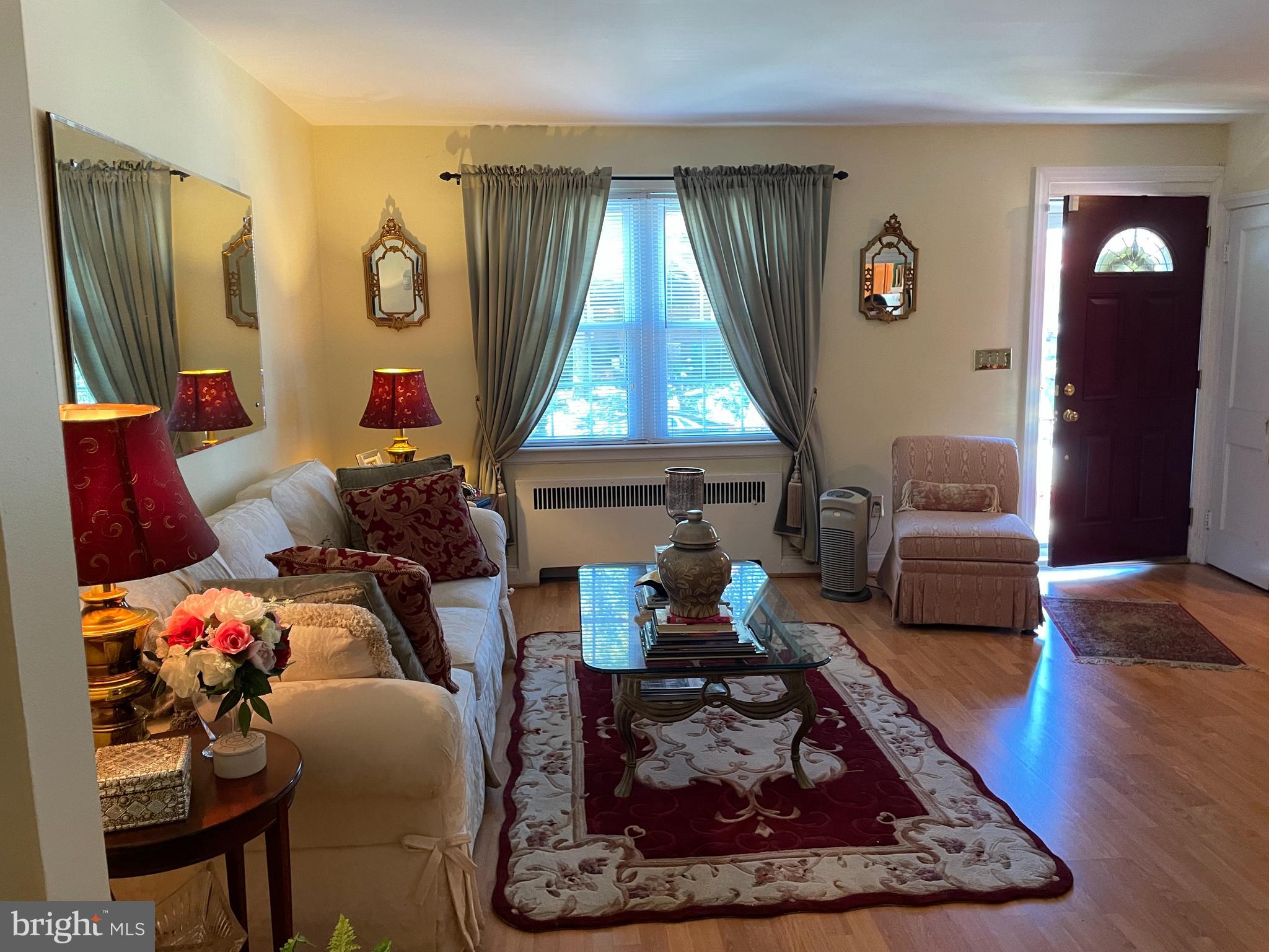3805 Yolando Road Baltimore, MD 21218 - Photo 5 of 13 Living room 6