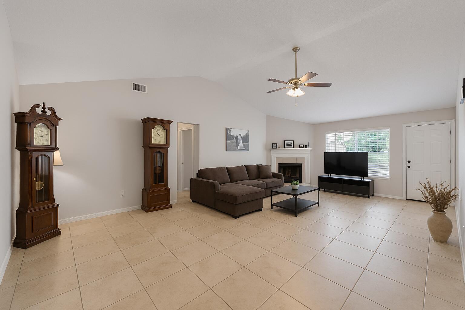 2108 Hagood Loop Crestview, FL 32536 - Photo 14 of 41 living room
