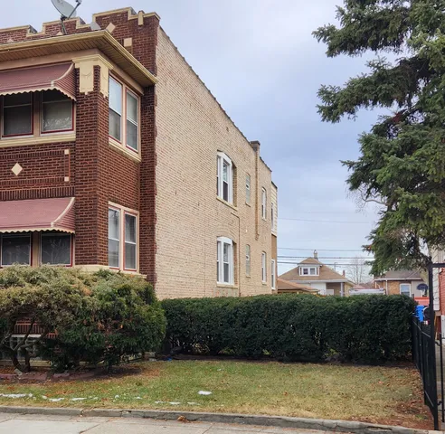$339,900 | 7927 South Justine Street, Chicago, IL 60620
