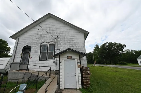 $120,000 | 501 Mill Street, Golden City, MO 64748