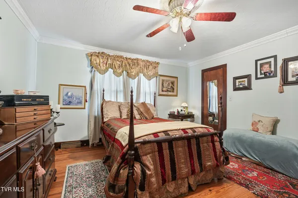 $195,995 | 195 Red Oak Ridge Road, Castlewood, VA 24224