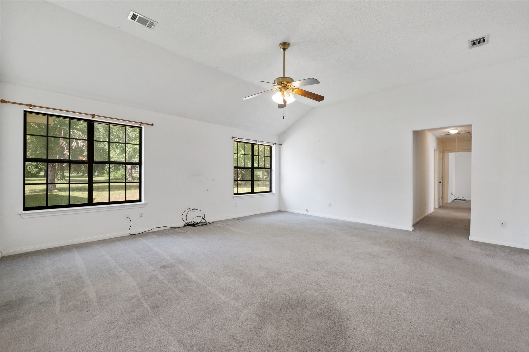 330 Brown Road Dayton, TX 77535 - Photo 9 of 28 Gallery Image 9