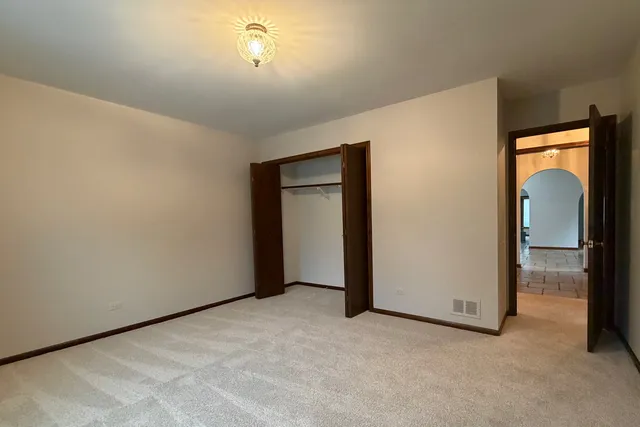 $995,000 | 9630 Reding Circle, Des Plaines, IL 60016