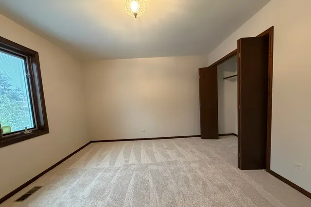 $995,000 | 9630 Reding Circle, Des Plaines, IL 60016