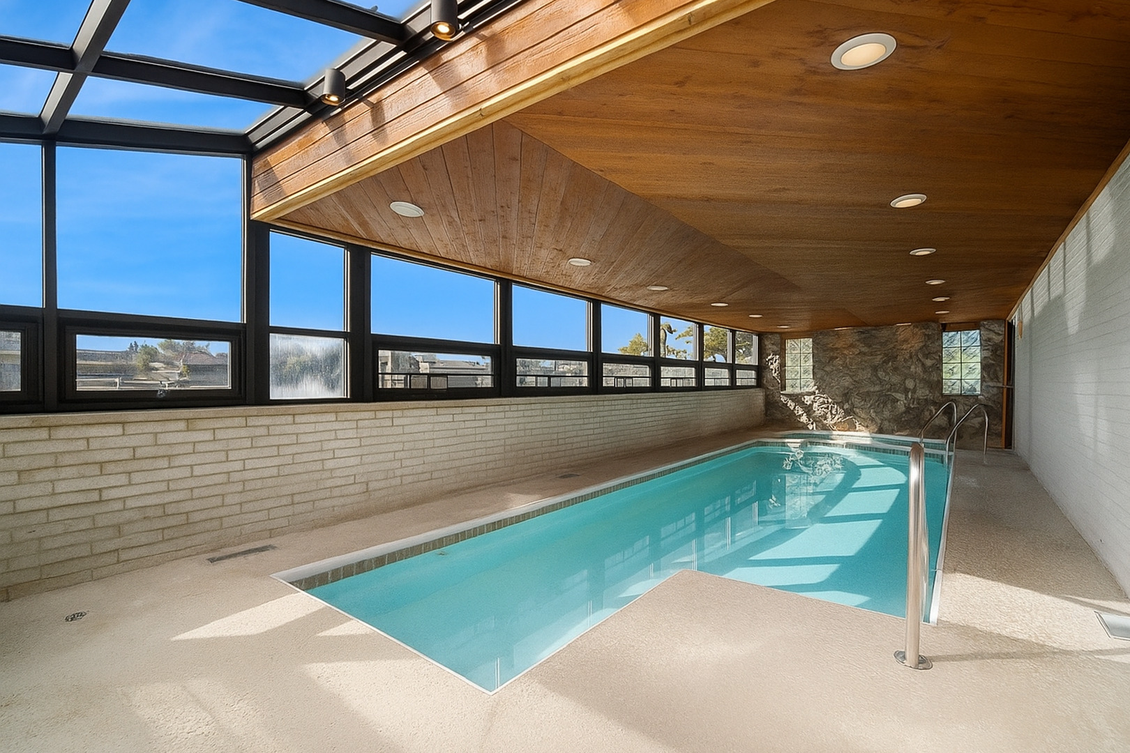 9630 Reding Circle Des Plaines, IL 60016 - Photo 23 of 30 a view of a terrace