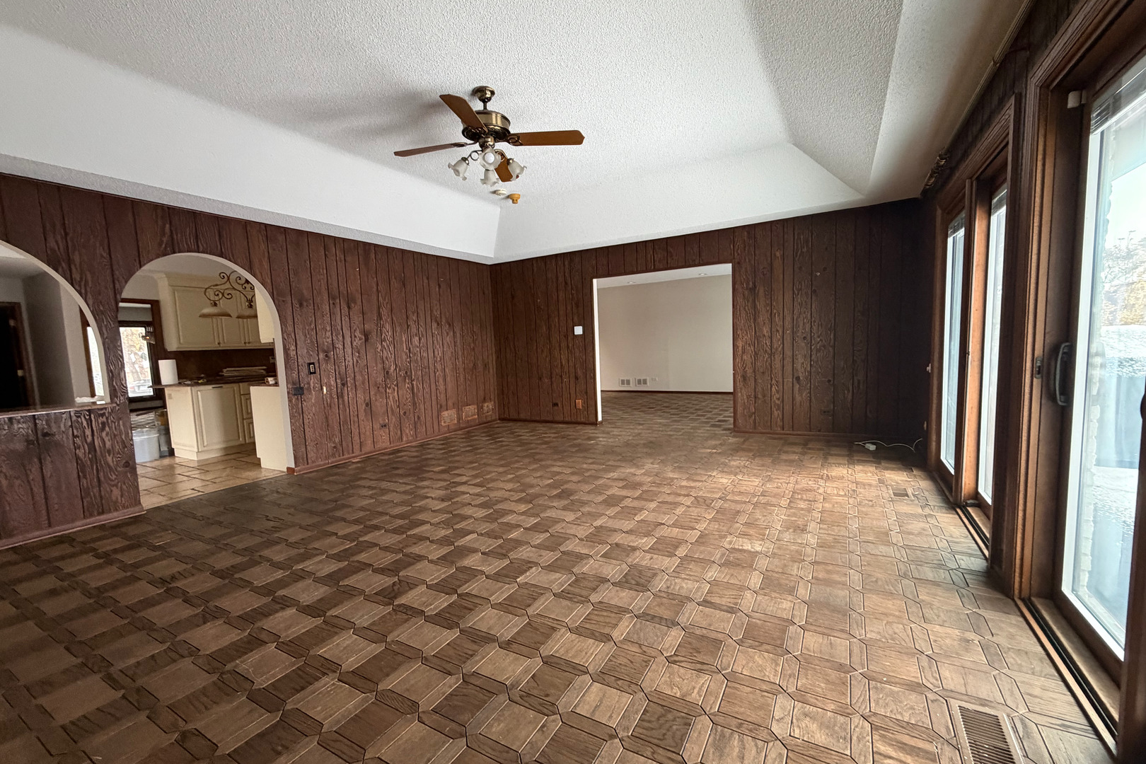9630 Reding Circle Des Plaines, IL 60016 - Photo 7 of 30 a view of a livingroom with a staircase