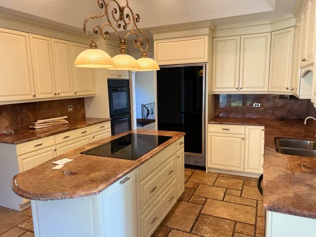 $995,000 | 9630 Reding Circle, Des Plaines, IL 60016