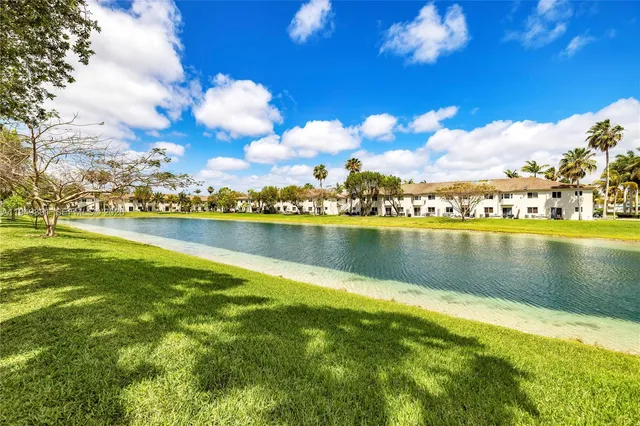 $2,300 | 1261 Southeast 28th Court, Unit 206, Homestead, FL 33035