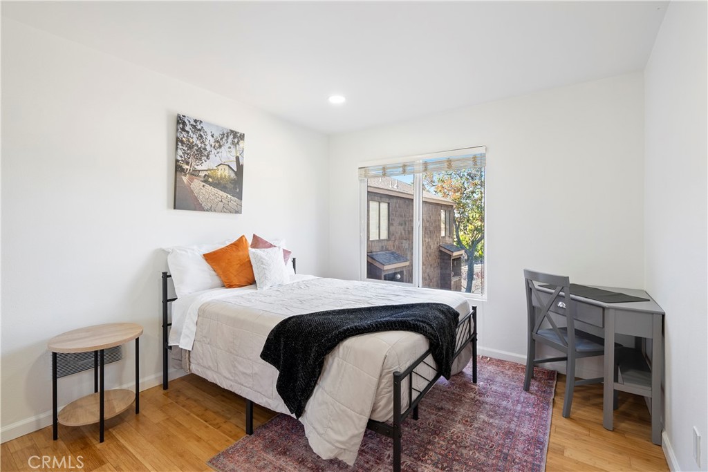 11295 Los Osos Valley Road, Unit 4 San Luis Obispo, CA 93405 - Photo 19 of 31 Second Bedroom