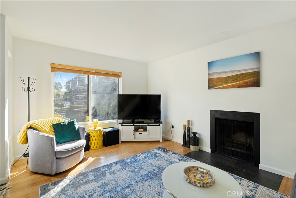 11295 Los Osos Valley Road, Unit 4 San Luis Obispo, CA 93405 - Photo 8 of 31