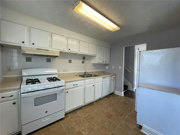 $1,900 | 1001 Traymore Drive, Norcross, GA 30093