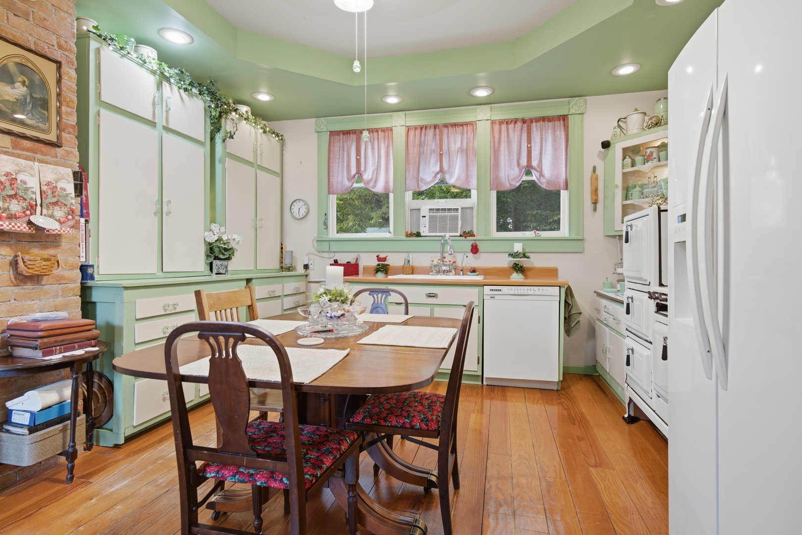 719 North Center Street Clinton, IL 61727 - Photo 34 of 55 Gallery Image 34