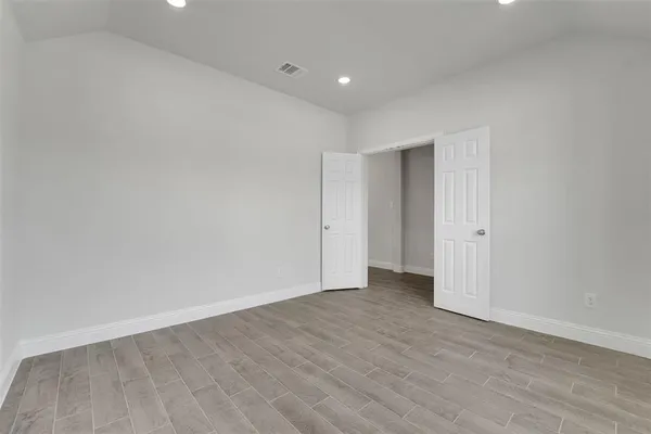 $2,300 | 2905 Cantoni Creek, Princeton, TX 75407