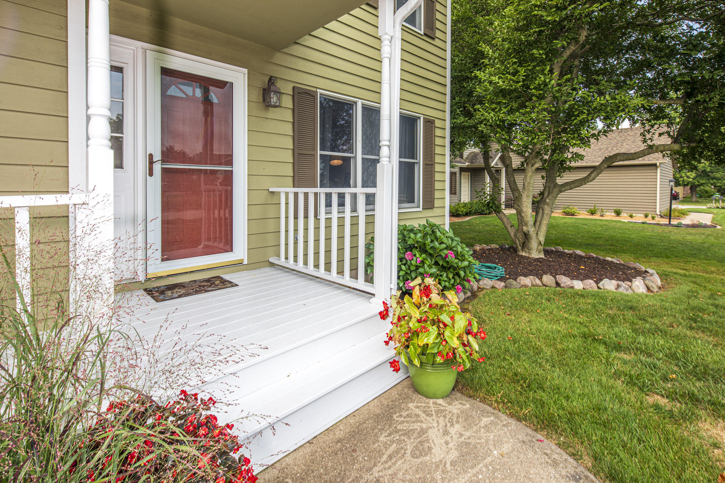 910 Read Drive Chesterton, IN 46304 - Photo 56 of 57 2400x1600