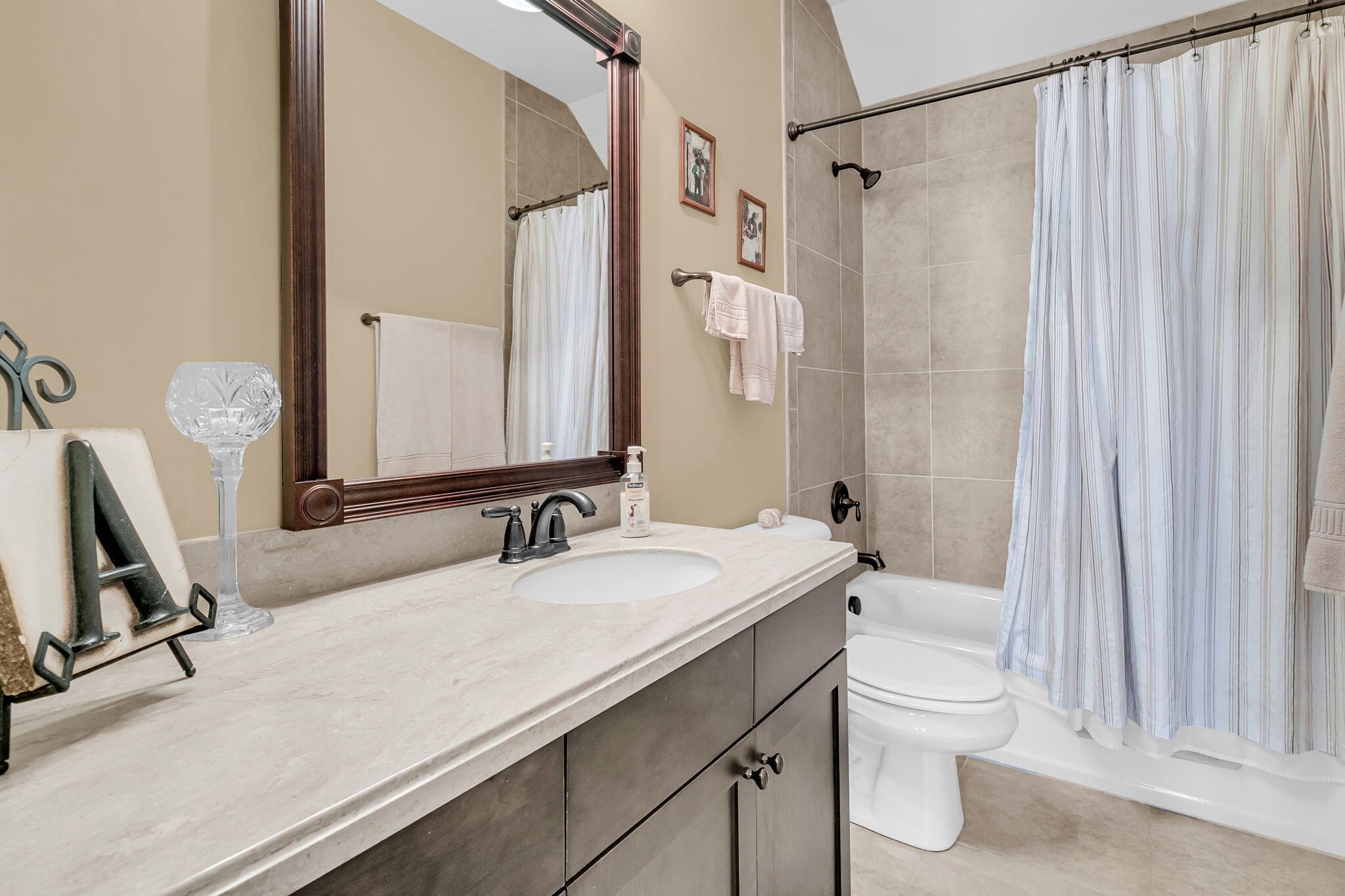 1422 Hooper Street Charleston, SC 29492 - Photo 22 of 34 CREM - 1422 Hooper St-33