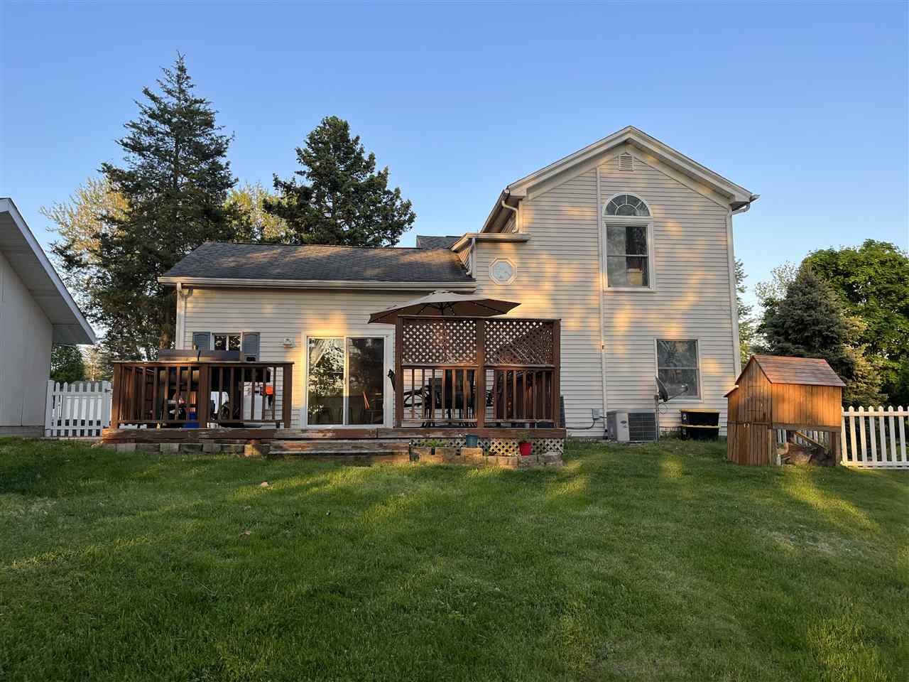 405 George Street Flushing, MI 48433 - Photo 4 of 37 50075702-3.JPG