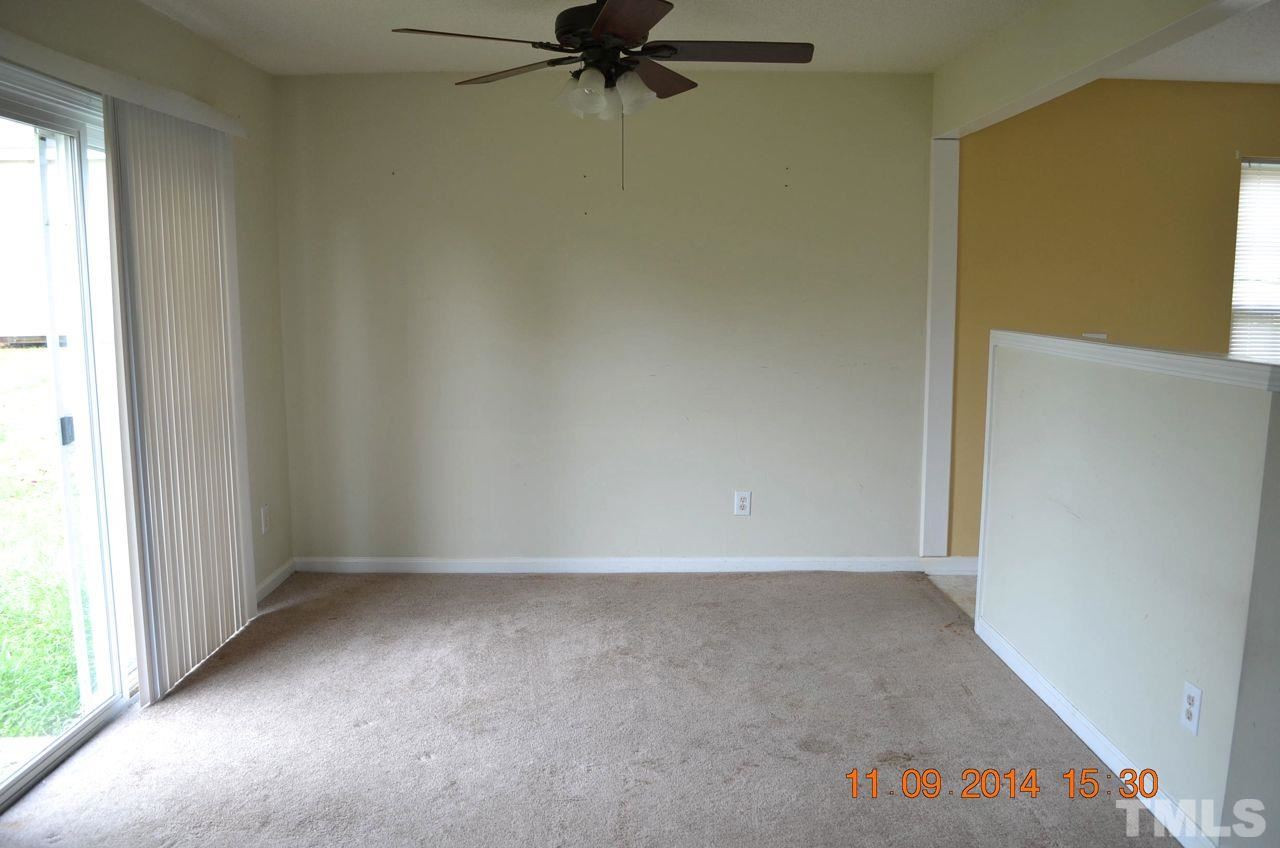 2909 Tuckland Drive Raleigh, NC 27610 - Photo 5 of 12 Dining Area