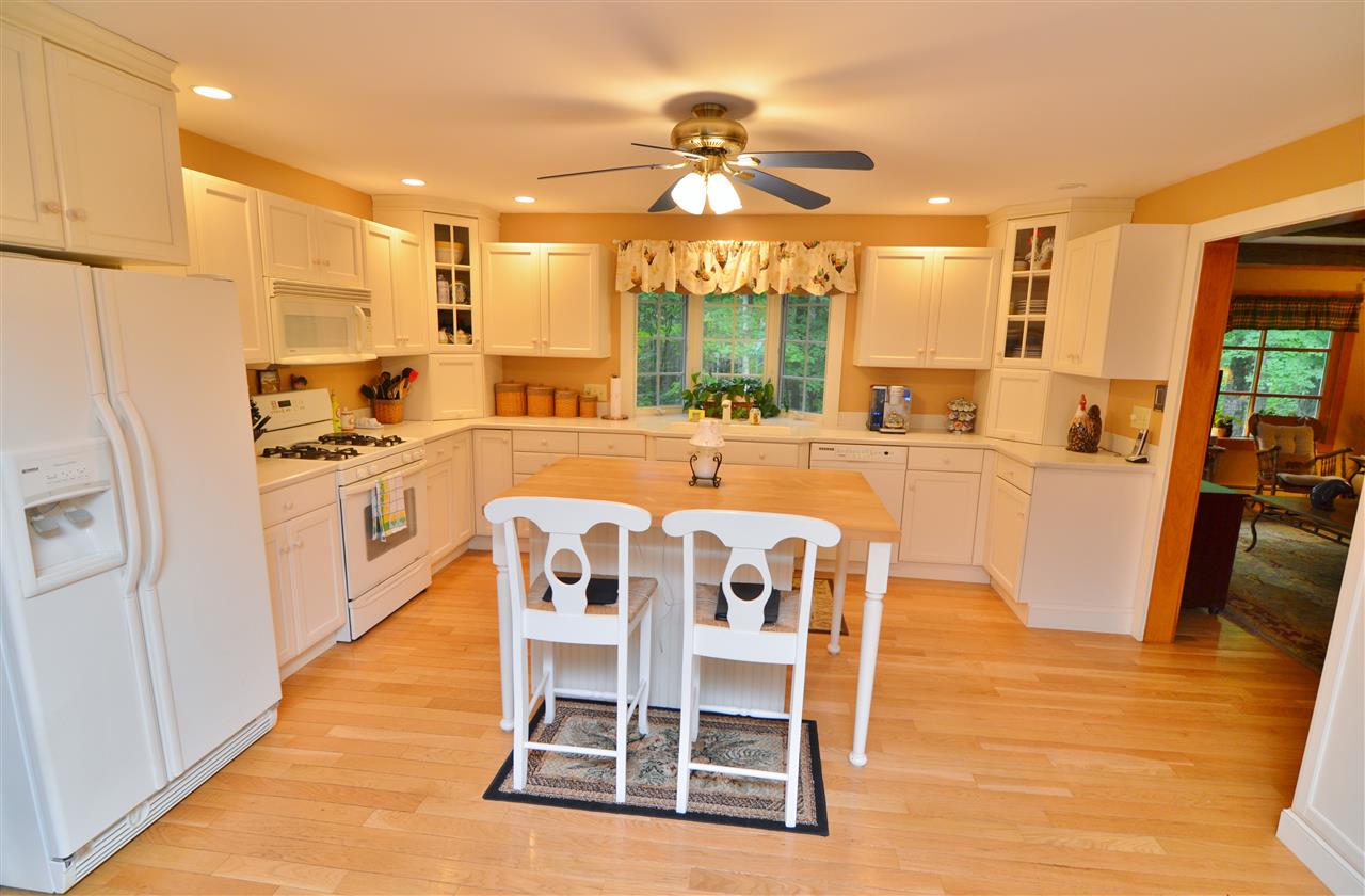 3589 Main Street Springfield, NH 03284 - Photo 4 of 31 Gallery Image 4