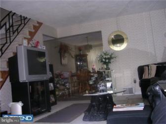 7427 Rhoads Street Philadelphia, PA 19151 - Photo 6 of 8 Living Room