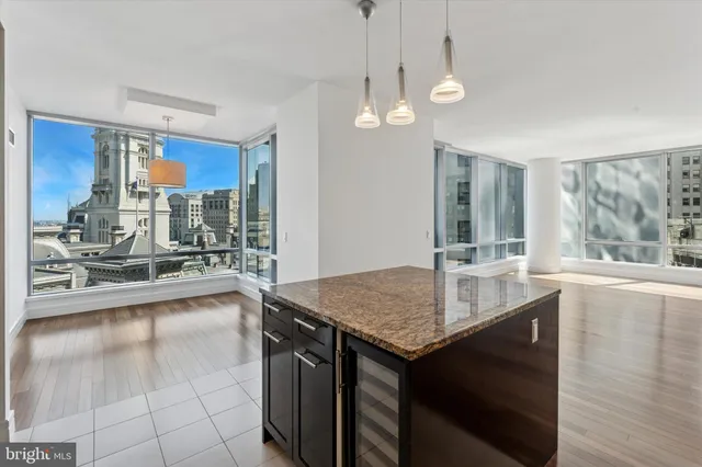 $8,900 | 1414 South Penn Square, Unit 18B, Philadelphia, PA 19102