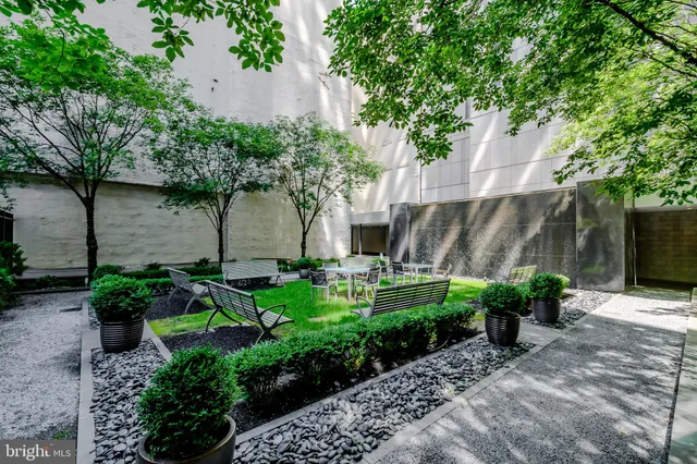 $8,900 | 1414 South Penn Square, Unit 18B, Philadelphia, PA 19102